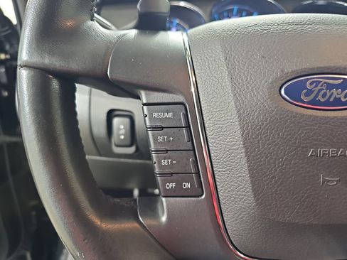 Used 2012 Ford Taurus SEL image 21