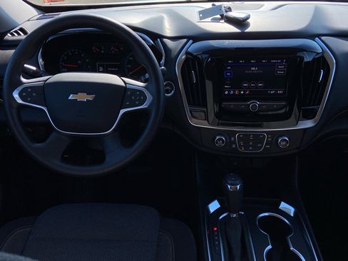 Used 2020 Chevrolet Traverse LS FWD image 13