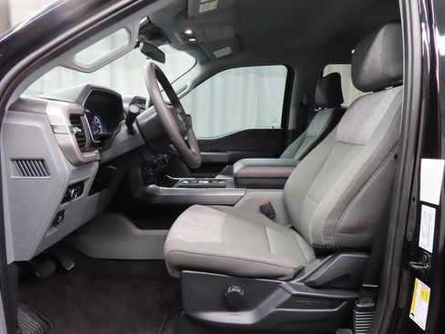 Used 2023 Ford F150 XLT w/ XTR Package image 9