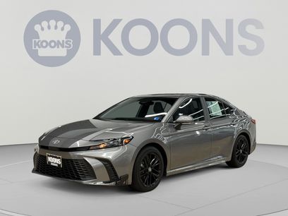 Used 2025 Toyota Camry SE w/ Convenience Package