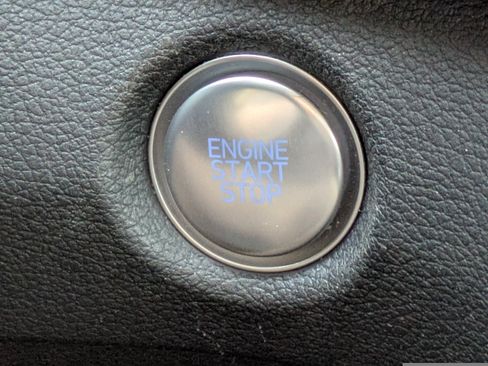 Used 2021 Hyundai Santa Fe SEL w/ Convenience Package image 31