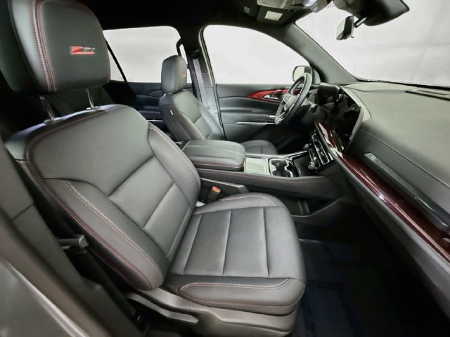 Used 2026 Chevrolet Traverse Z71 w/ Driver Confidence Package AWD/4WD image 29