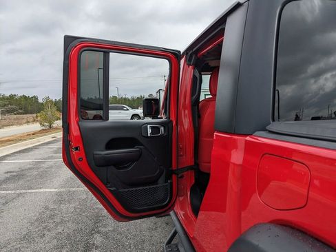 Used 2021 Jeep Gladiator Mojave w/ Trailer Tow Package image 52