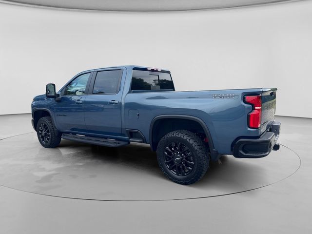 Used 2025 Chevrolet Silverado 2500 LT w/ Trail Boss Package AWD/4WD image 3
