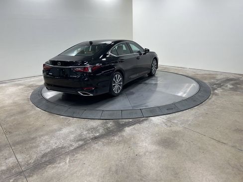 Used 2019 Lexus ES 350 image 6