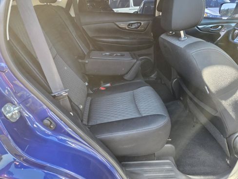 Used 2019 Nissan Rogue SV w/ Premium Package AWD/4WD image 19