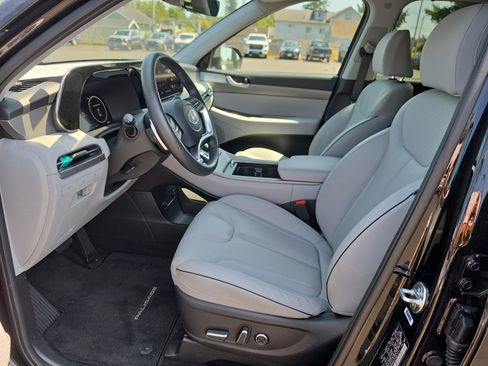 Used 2025 Hyundai Palisade SEL AWD/4WD image 17