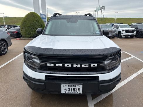 Used 2022 Ford Bronco Sport Outer Banks image 2