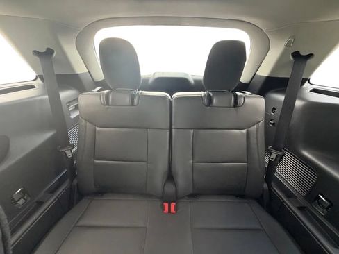 New 2026 Ford Explorer Active w/ Active Comfort Package AWD/4WD image 32