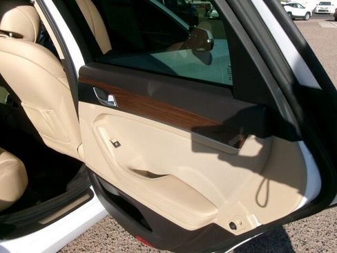 Used 2018 Genesis G80 3.8 image 23