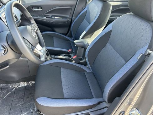 Used 2025 Nissan Versa SV w/ Trunk Package image 21