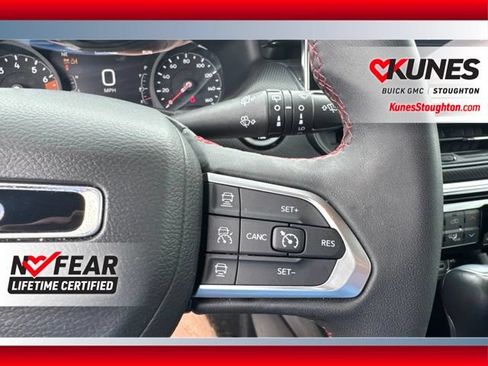 Used 2025 Jeep Compass Trailhawk AWD/4WD image 24