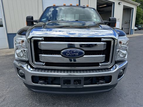 Used 2015 Ford F250 Lariat w/ Lariat Interior Package AWD/4WD image 3