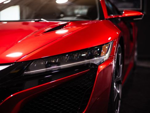 Used 2017 Acura NSX image 26