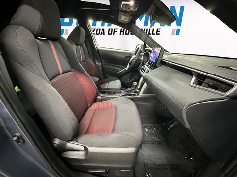 Used 2024 Toyota Corolla Cross AWD Hybrid image 14