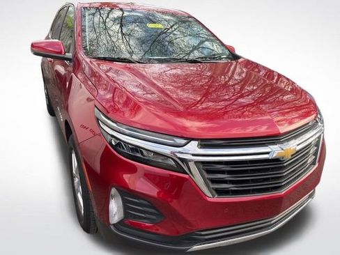 Used 2024 Chevrolet Equinox LT image 10