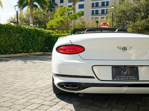 Used 2024 Bentley Continental GT Speed image 24