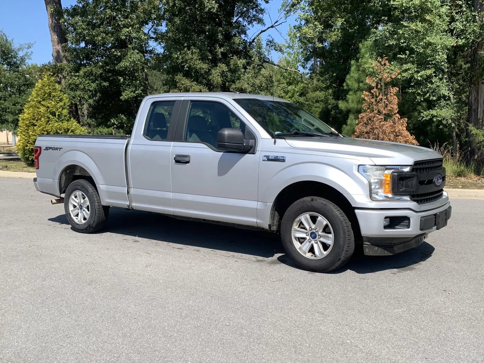 Used 2019 Ford F150 XL w/ Equipment Group 101A Mid RWD image 1