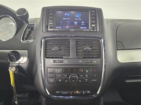 Used 2019 Dodge Grand Caravan GT image 35