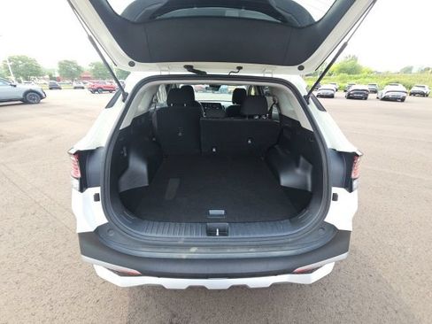 Used 2023 Kia Sportage LX AWD/4WD image 36