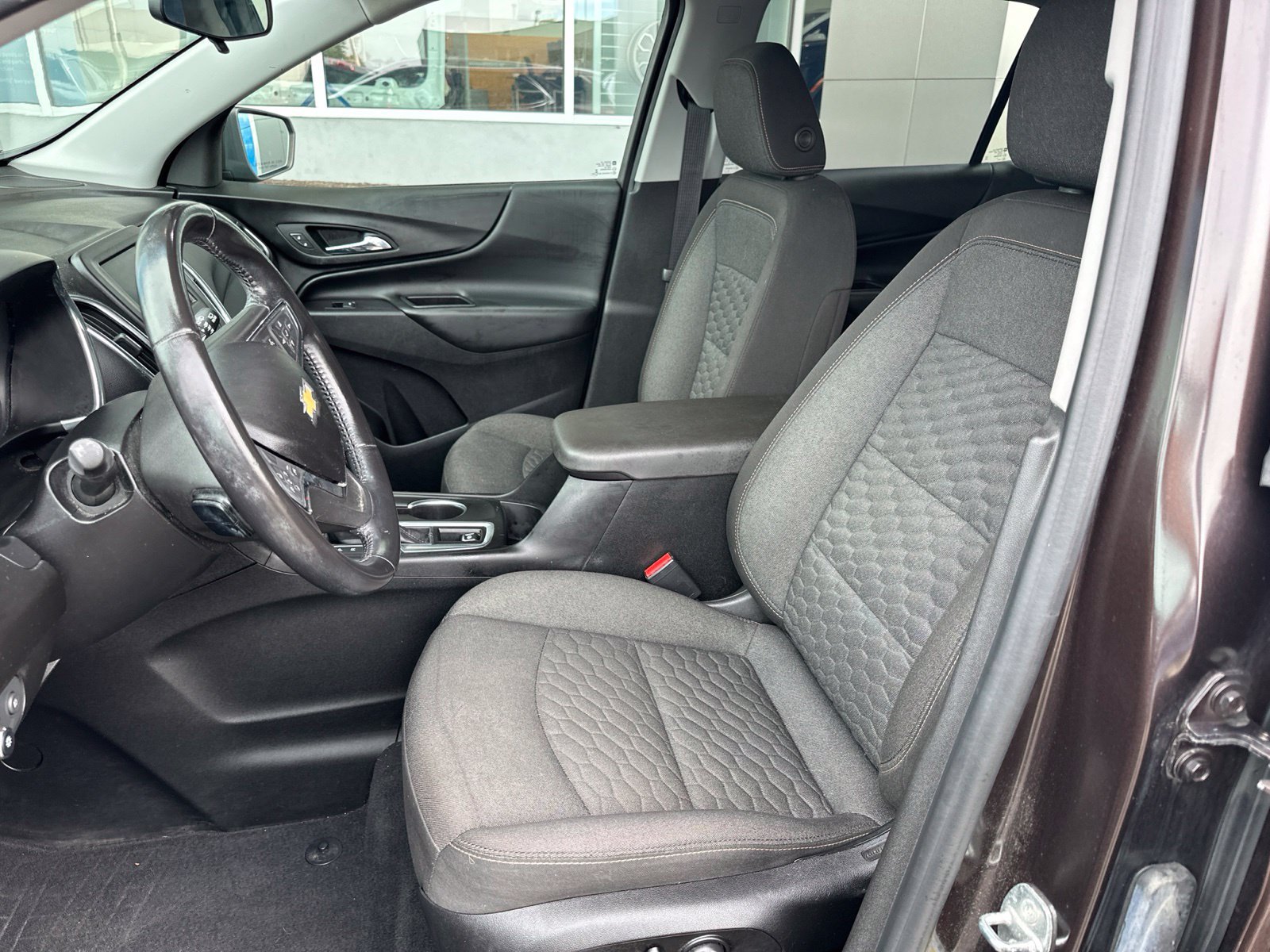 Used 2020 Chevrolet Equinox LT AWD/4WD image 14