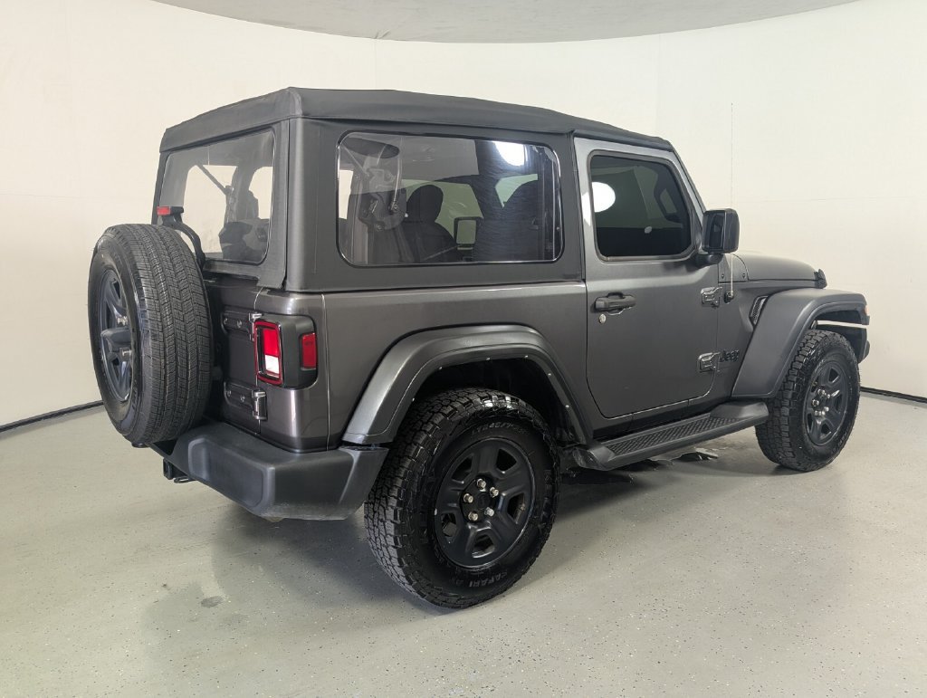Used 2022 Jeep Wrangler Sport AWD/4WD image 7