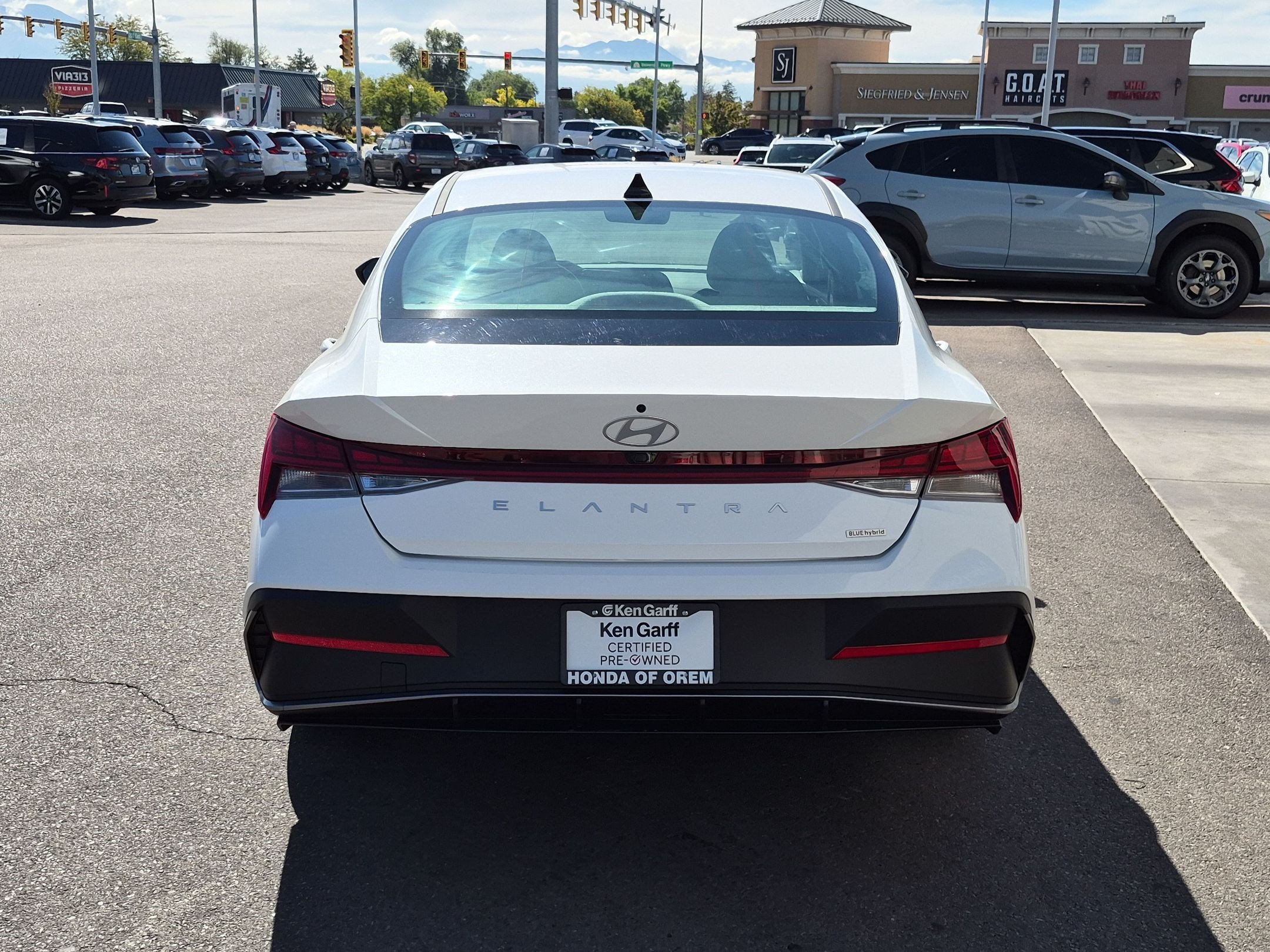 Used 2026 Hyundai Elantra Hybrid FWD image 7