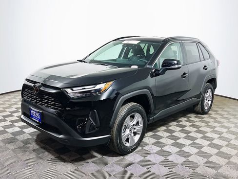 Certified 2025 Toyota RAV4 XLE image 4