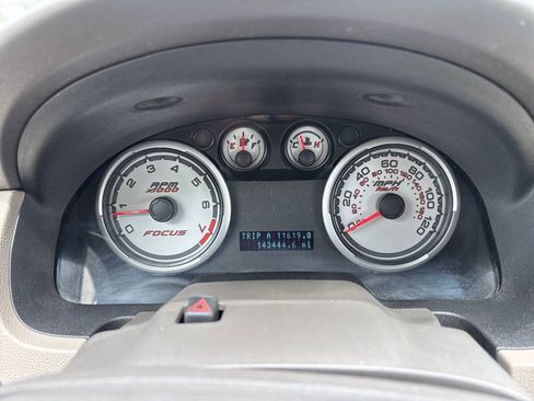 Used 2011 Ford Focus SE w/ 201A Rapid Spec Order Code FWD image 11