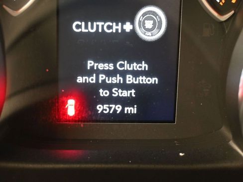 Used 2022 Jeep Wrangler Unlimited Sport image 16