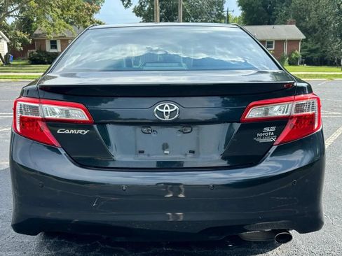 Used 2013 Toyota Camry SE FWD image 9