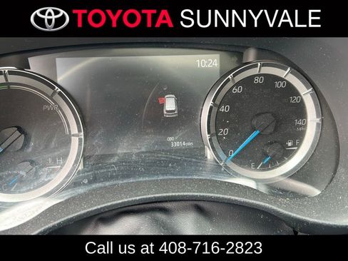 Used 2023 Toyota Highlander XLE image 3