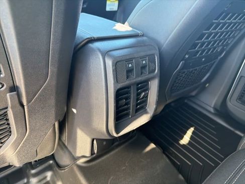 New 2025 Ford Bronco Badlands AWD/4WD image 74