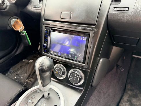 Used 2005 Nissan 350Z Enthusiast image 12