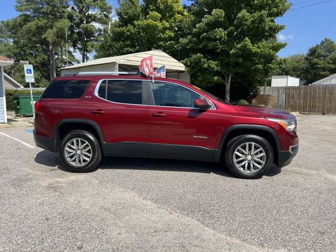 Used 2018 GMC Acadia SLE w/ Driver Alert Package I FWD image 4