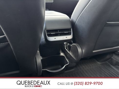 Used 2021 Tesla Model Y Long Range image 17