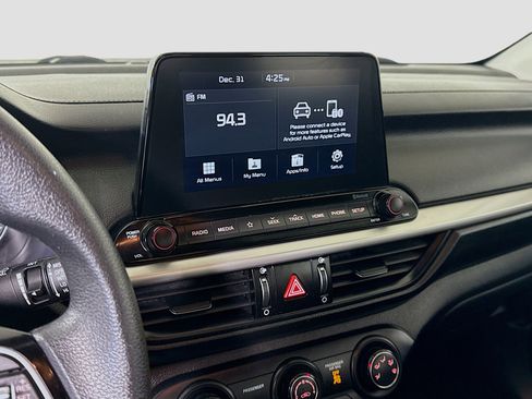 Used 2020 Kia Forte LXS image 18