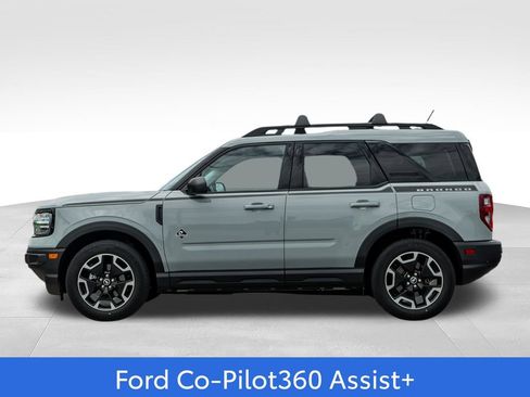 Used 2023 Ford Bronco Sport Outer Banks w/ Tech Package AWD/4WD image 4