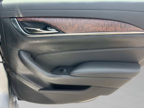 Used 2019 Cadillac CTS Luxury RWD image 19