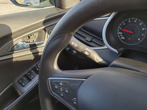 Used 2024 Chevrolet Malibu LT image 24