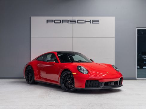 Certified 2025 Porsche 911 Carrera GTS image 9