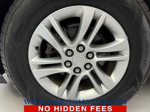 Used 2021 Buick Enclave Essence image 9