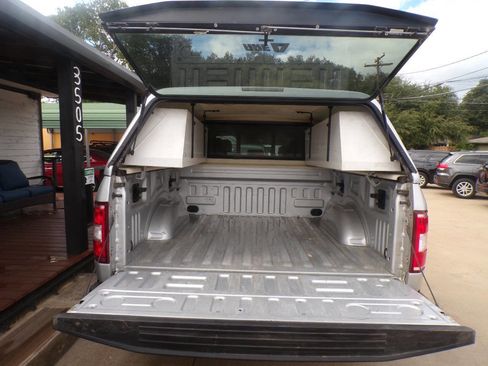 Used 2018 Ford F150 XLT w/ Equipment Group 302A Luxury image 7