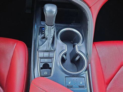 Used 2019 Toyota Camry XSE image 13