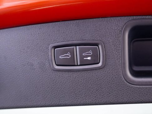 Certified 2023 Porsche Macan S AWD/4WD image 34