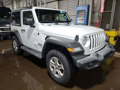 Used 2019 Jeep Wrangler Sport S image 5