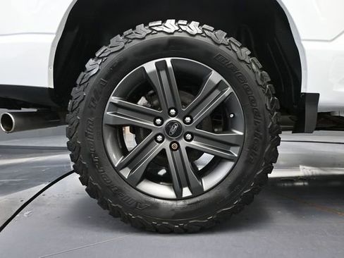Used 2023 Ford F150 Lariat w/ Equipment Group 502A High AWD/4WD image 17