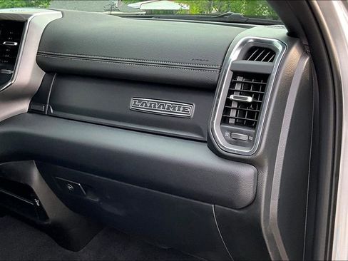Used 2026 RAM 2500 Laramie AWD/4WD image 13