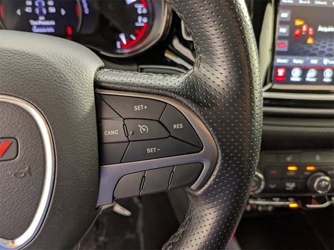 Certified 2024 Dodge Durango SXT image 23