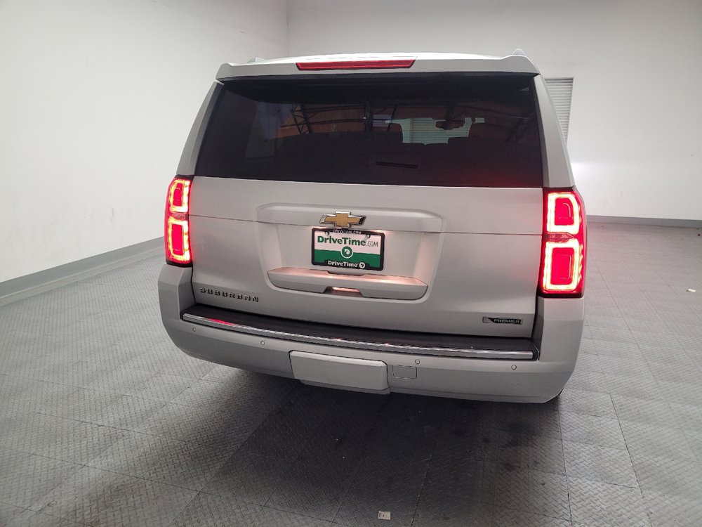 Used 2018 Chevrolet Suburban Premier RWD image 7
